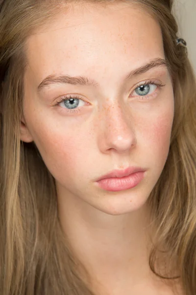 Look 12